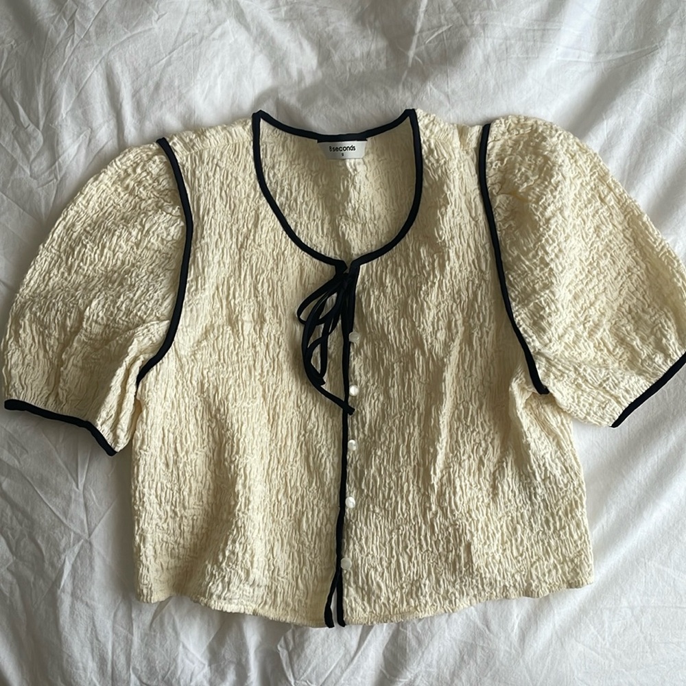 8 seconds Puff Sleeve Blouse